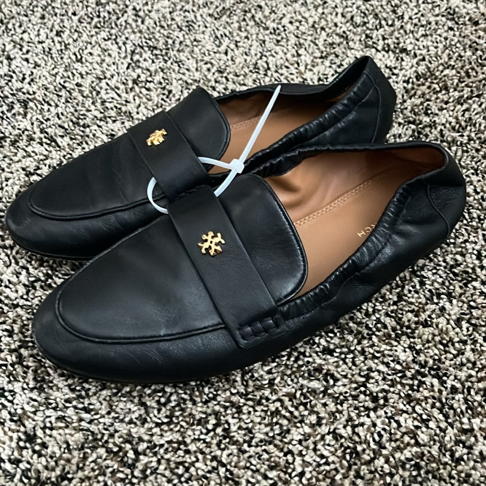 Tory Burch Women’s Perry Black Loafer, lightly worn